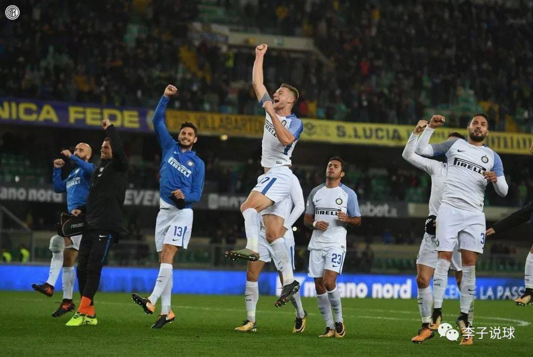 纽卡斯尔训练开放日,训练课后临场应变引观众欢呼,荷甲在即,控场能力成焦点的简单介绍 纽卡斯尔训练开放日,训练课后临场应变引观众欢呼,荷甲在即,控场能力成焦点的简单介绍