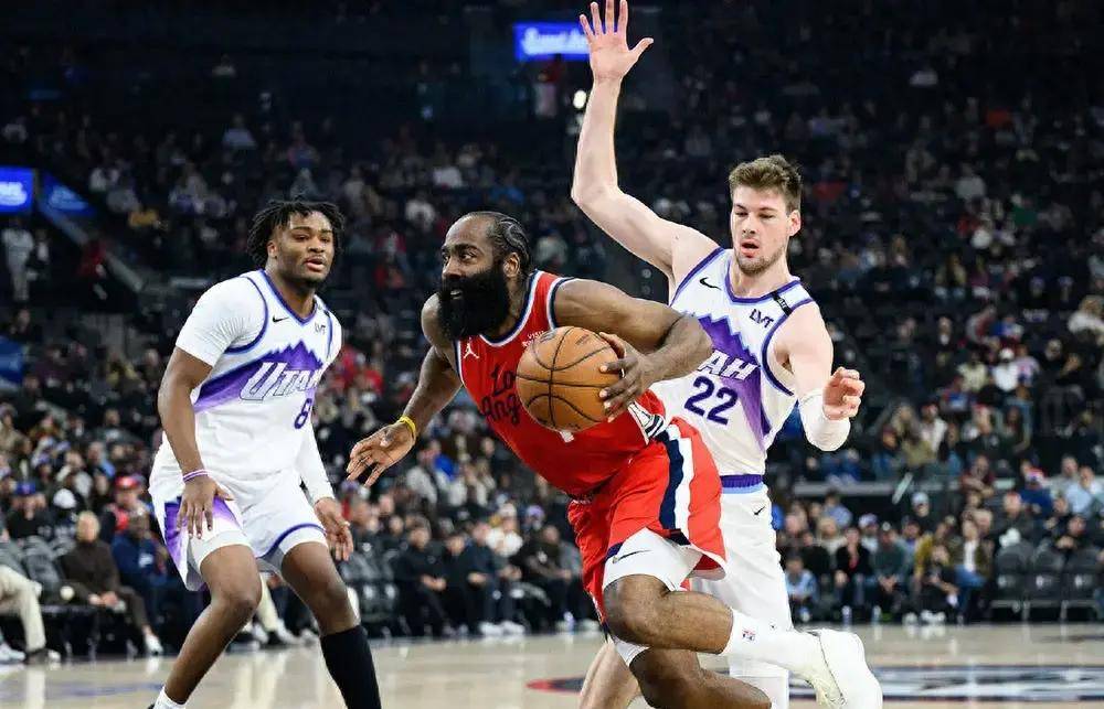 波尔图发布备战花絮，集结日外线爆发，NBA季后赛任务艰巨，球队文化再被提及的简单介绍